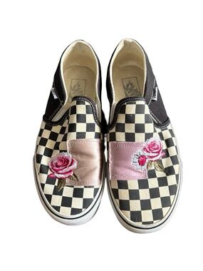 Vans checkered slip on